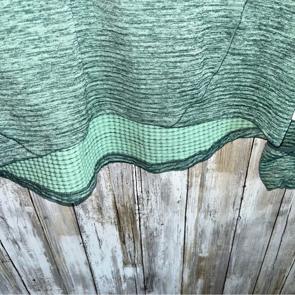 Nike Men’s Element Sphere Half Zip - Picture 5 of 8